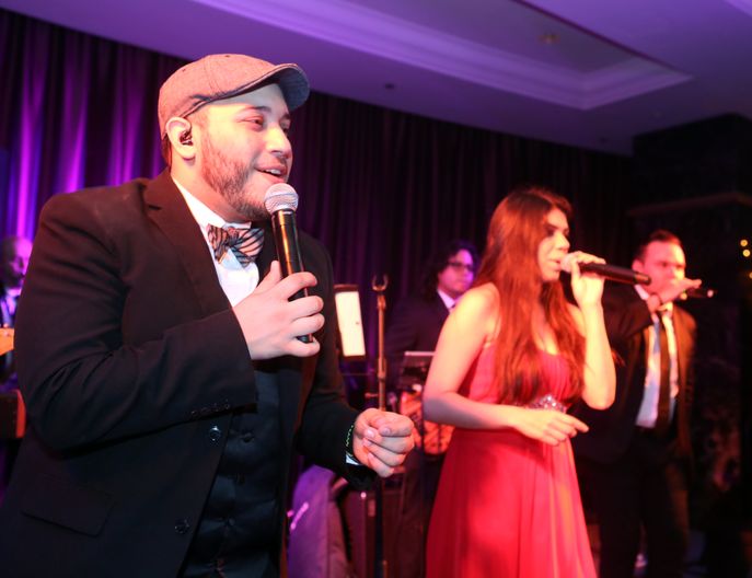 El grupo Cuenta Regresiva, en el Senior Prom de Baldwin School.
