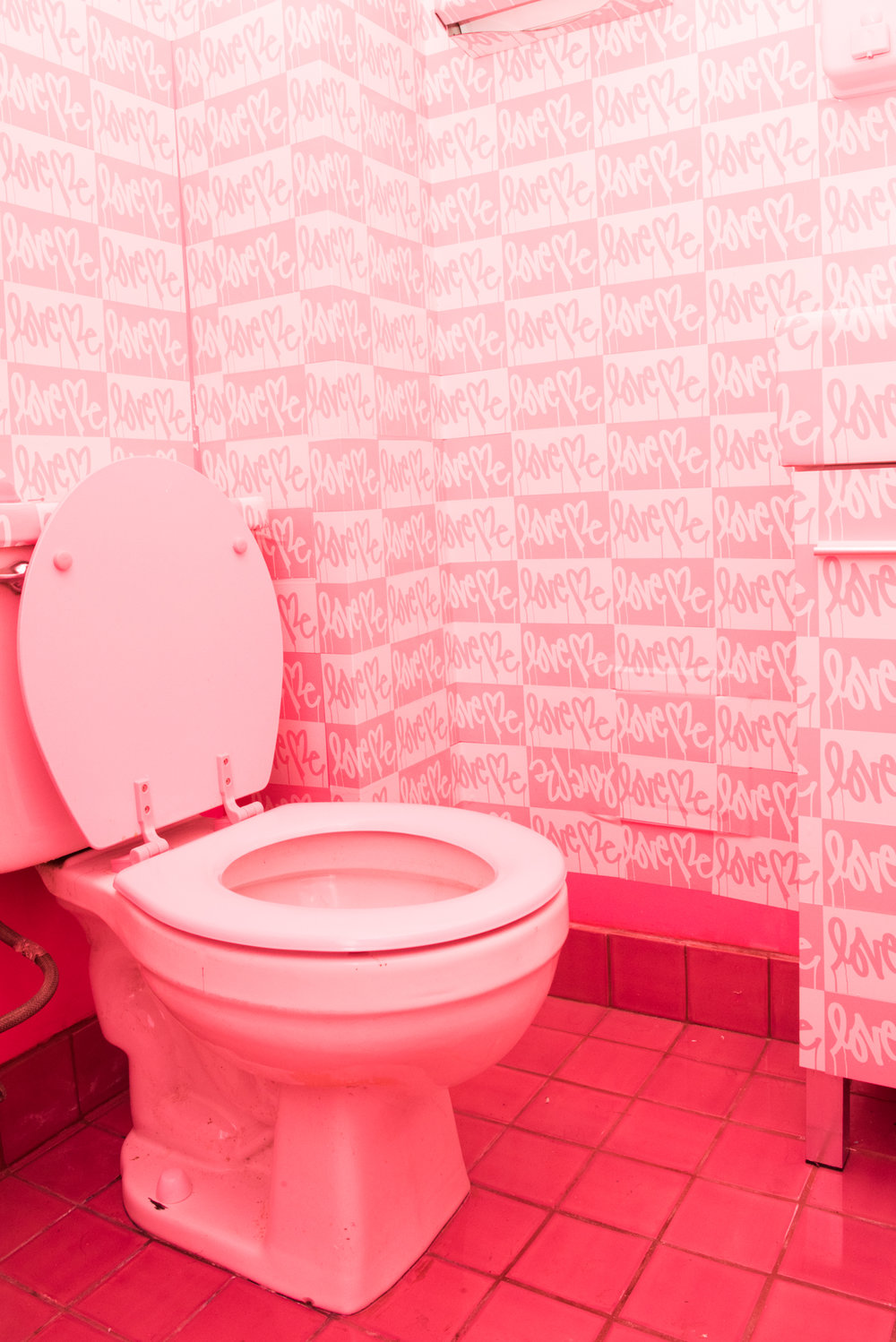 El rosa también puede replicarse en los baños. ¿Te gusta la propuesta del restaurante Pietro Nolita de Nueva York? Fotos WGSN.