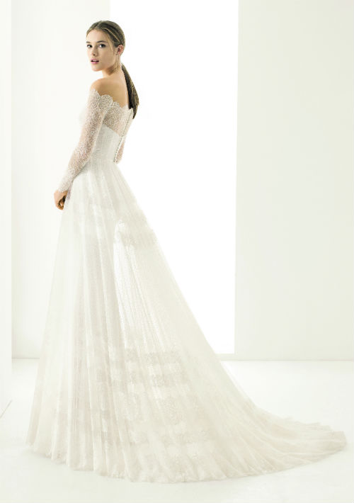 Vestido de Rosa Clará. Presupuesto: $5,000+ (Suministrada)