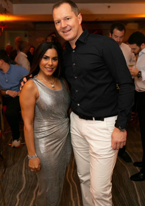 Betsy Mujica, directora de ventas y mercadeo junto a Pierre-Alex Maillard, gerente general de Serafina Beach Hotel. (Suministrada)