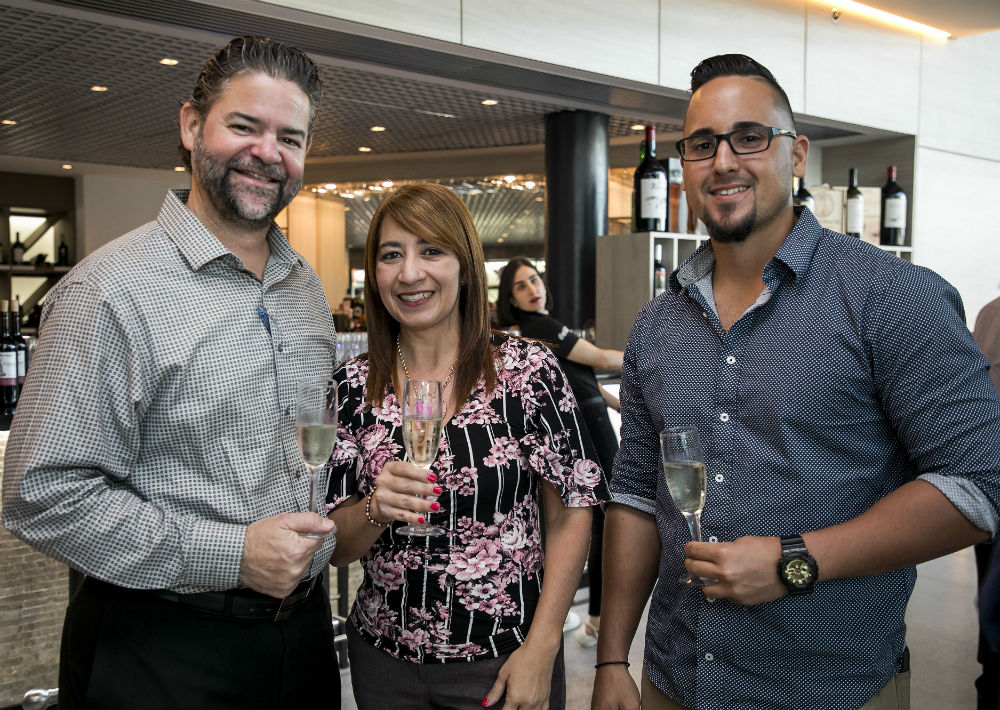 Arnaldi Carrasquillo, Elismari Báez y Luis Díaz. (Suministrada)