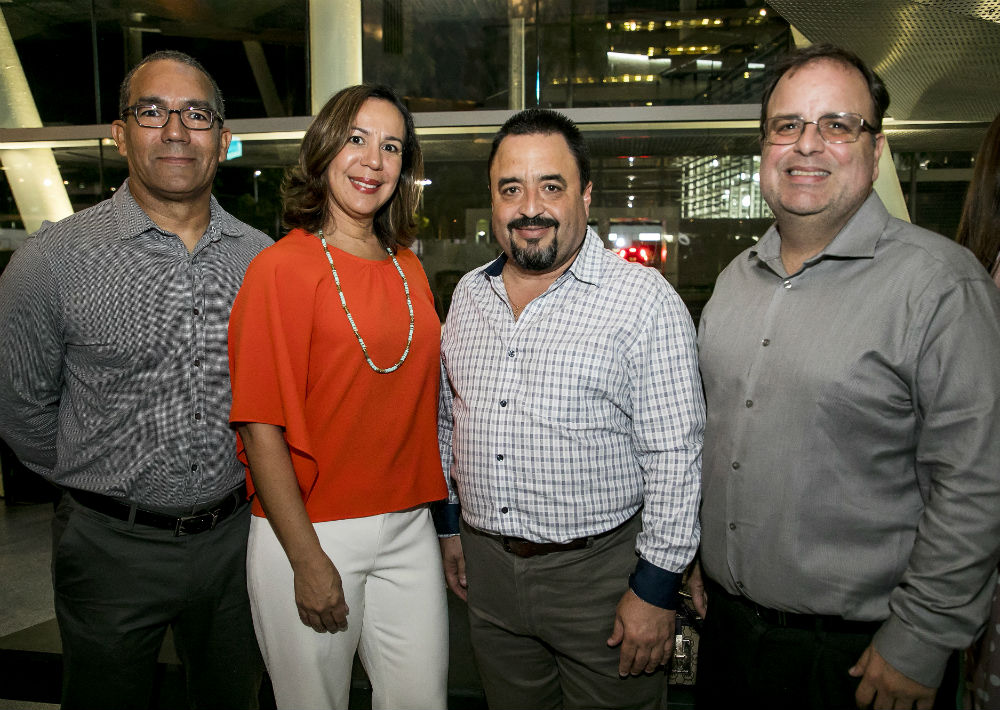 El arquitecto Gilberto Ibarra, Diana Rodríguez, Luis Rolón y José Maldonado. (Suministrada)
