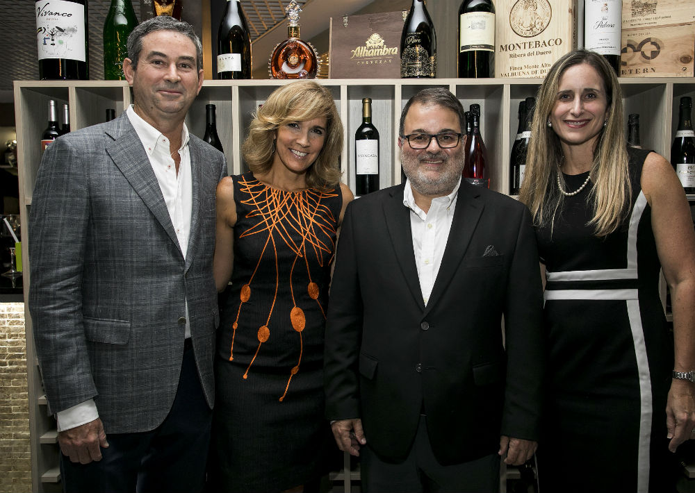 José Ignacio Cobián, Zoimé Álvarez, Rafael Gavilanes y Annie Mayol. (Suministrada)