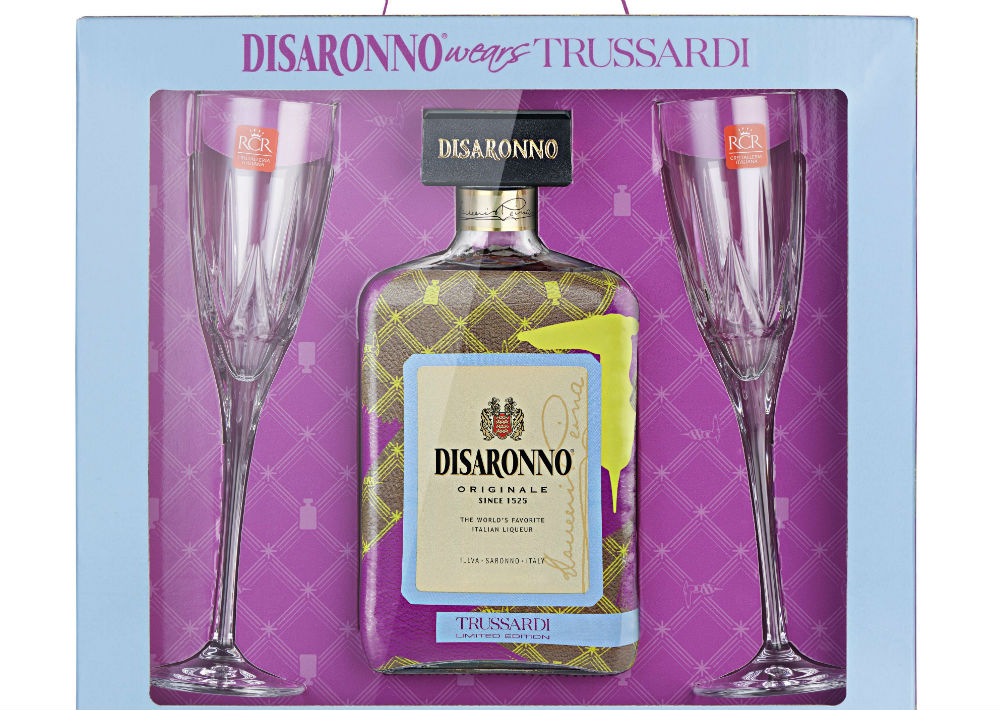 Licor Disaronno de edición limitada con Trussardi y set de copas. (Foto: Suministrada)