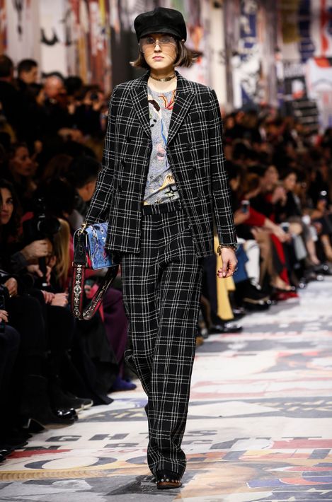 Colección otoño-invierno 2018 de Dior. (Foto: AP)