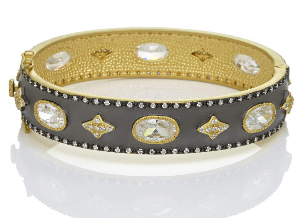 Pulsera Freida Rothman, joyería en plata 925 de Kury Plaza Las Américas. (Foto: Suministrada)