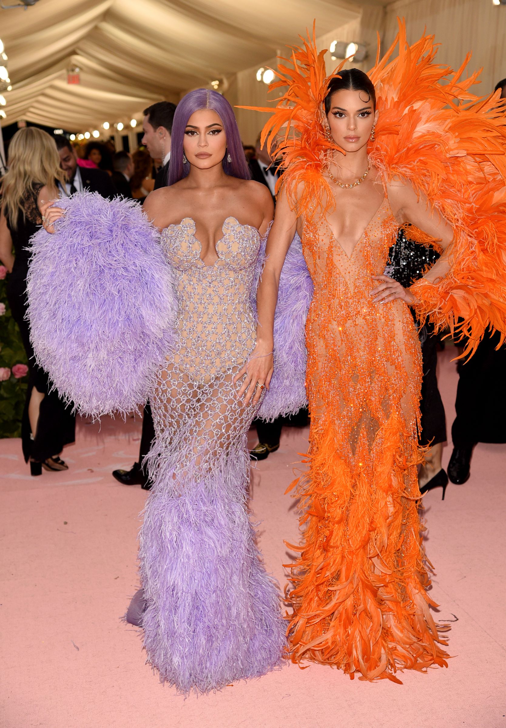 Las hermanas Kylie y Kendall Jenner. (AP)
