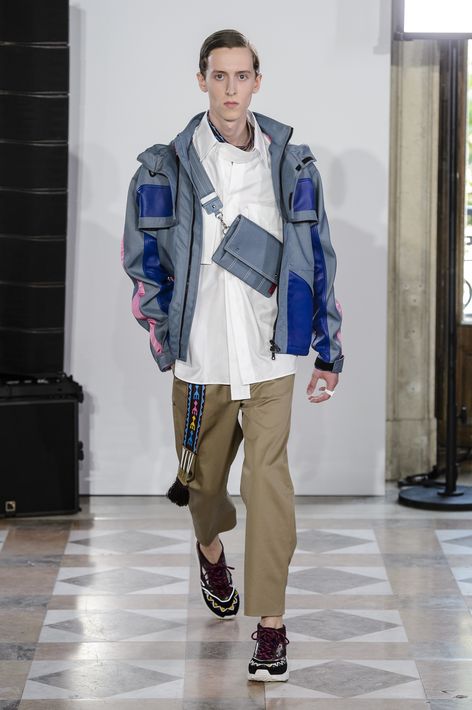 Desfile de la colección primavera-verano 2018 de Valentino. (WGSN)