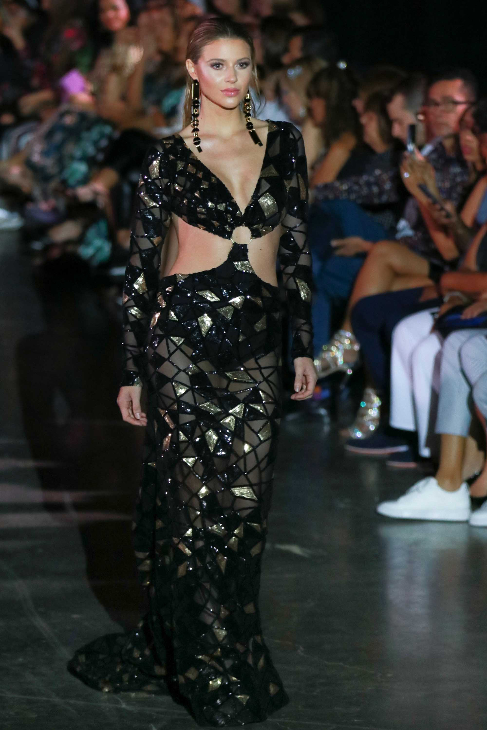 En el desfile de Luis Antonio, diseñador que está a cargo del ajuar que Madison lucirá la noche final del certamen de Miss Universe. (Suministrada)