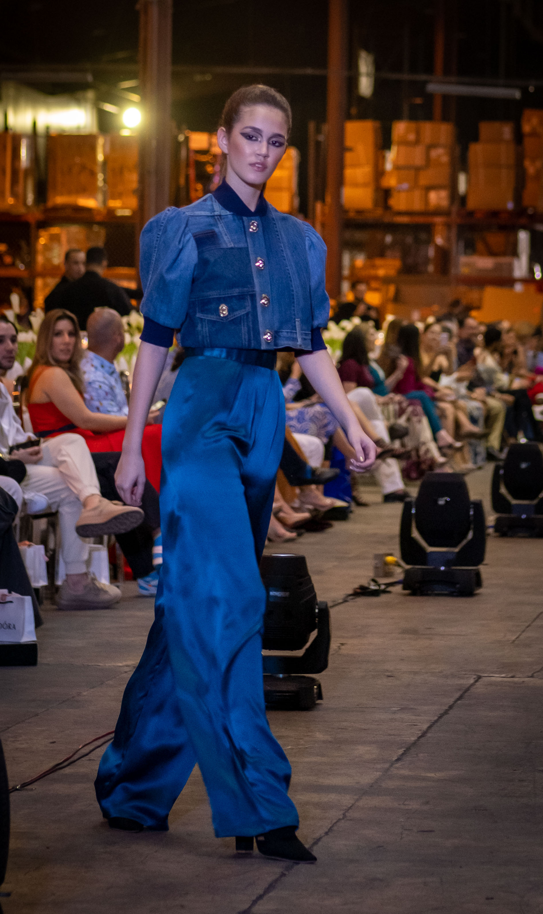 Desfile de Miriam Budet. (Foto: Ricky Reyes Vázquez)