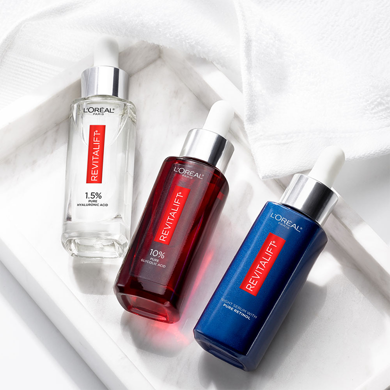 Piel joven - Para quienes cuidan su cutis, un producto de belleza siempre es una buena opción de regalo. Este año lo nuevo es Revitalift Derm Intensives Pure Retinol Serum de L’Oréal Paris, que cuenta con una concentración 0.3% de retinol puro, un ingrediente que ayuda a estimular la renovación de las células de la piel. Consíguela en tiendas y farmacias. (Suministrada)