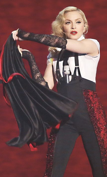 2015 - Madonna durante su presentación en los Brit Awards celebrados en febrero de ese año. (Archivo)