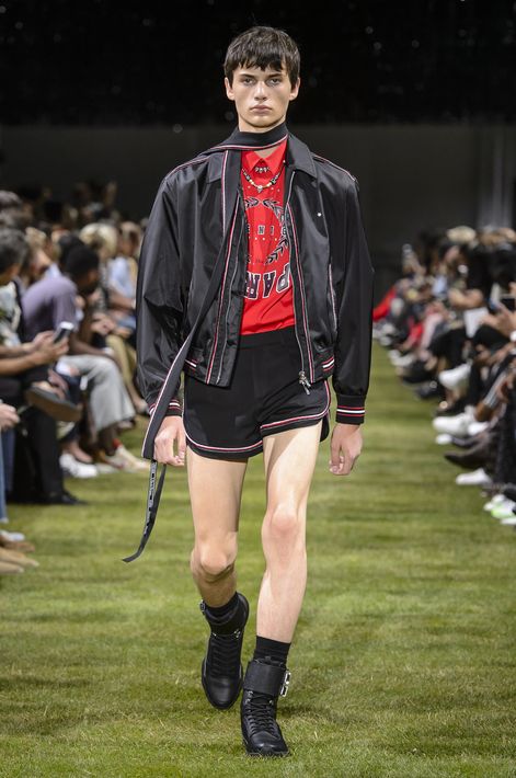 Desfile de la colección primavera-verano 2018 de Dior. (WGSN)