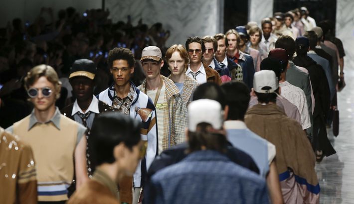 Colección primavera/verano 2018 de Fendi.
