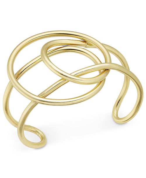 Brazalete de línea de accesorios Thirty One Bits, de egresadas de The Workshop de Macy's.El trío de amigas se inspiró para su colección luego de un viaje a África.