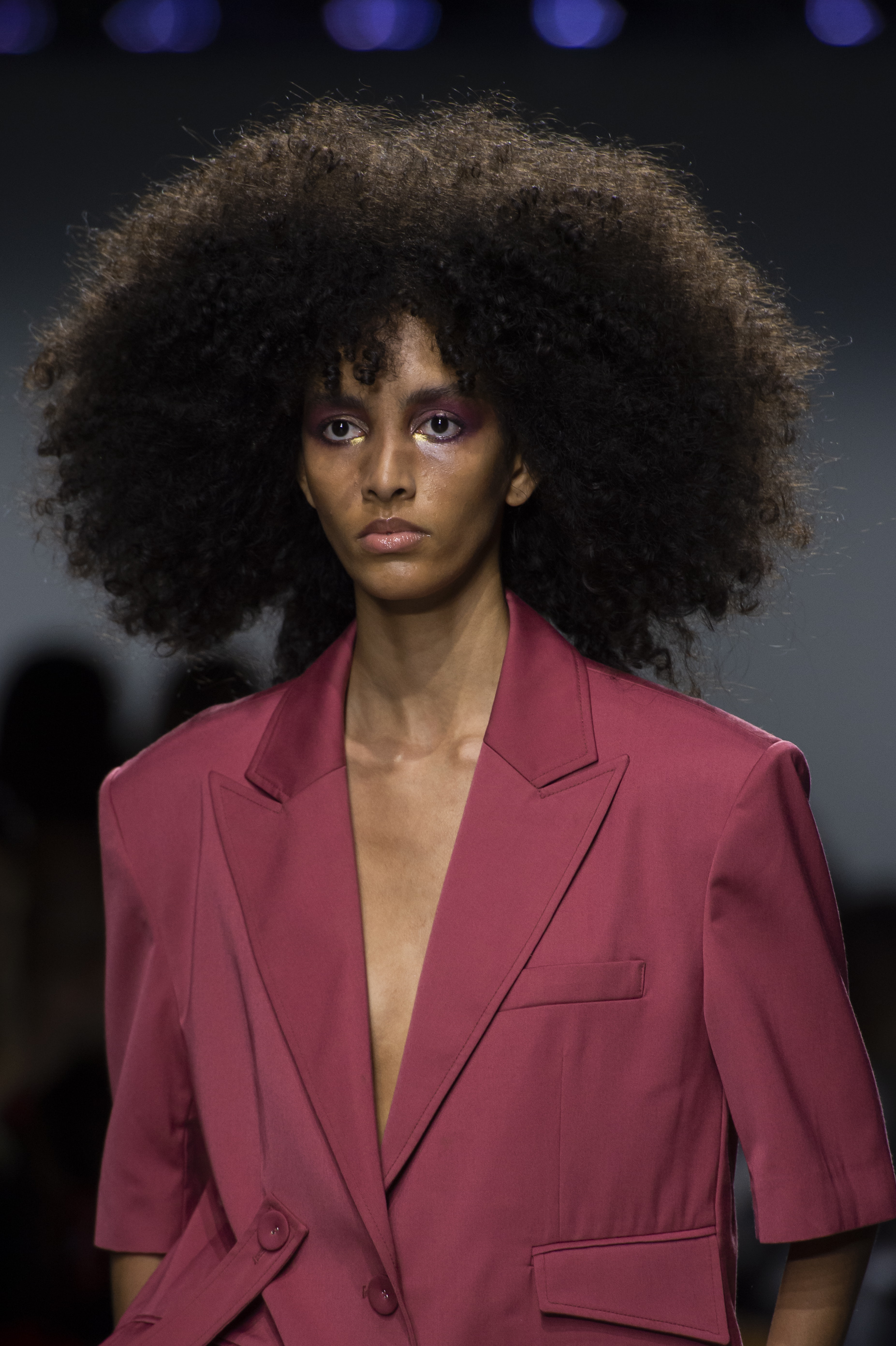 (WGSN)