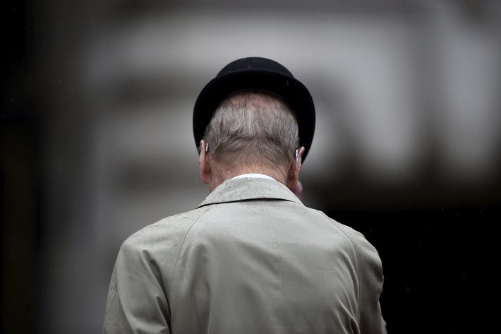A sus 96 años, el duque de Edinburgo se retira oficialmente de los compromisos públicos.