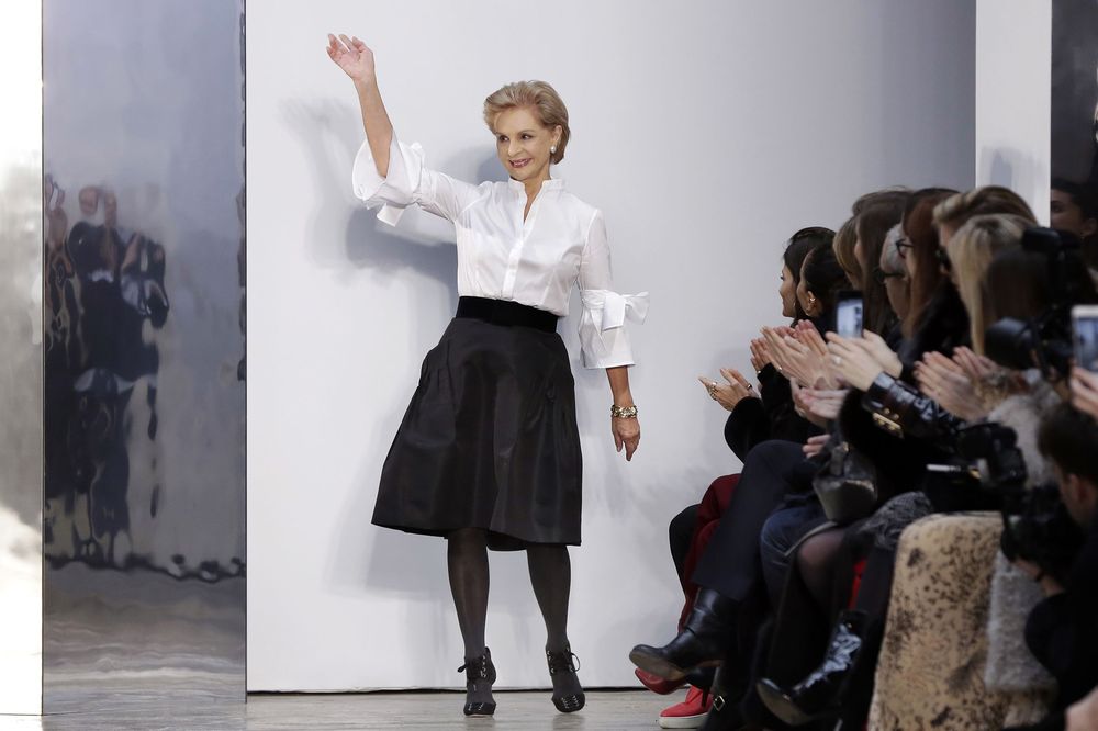 Carolina Herrera se convierte oficialmente en embajadora de su marca y Wes Gordon pasa a ser el director creativo de la casa de la siempre elegante venezolana.