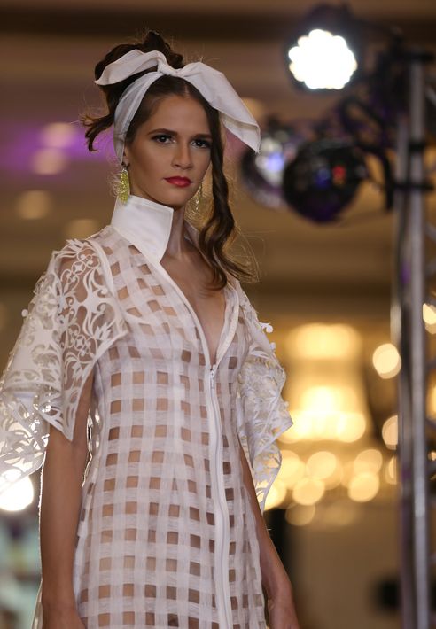Desfile de Jaer Cabán. (Foto: David Villafañe)