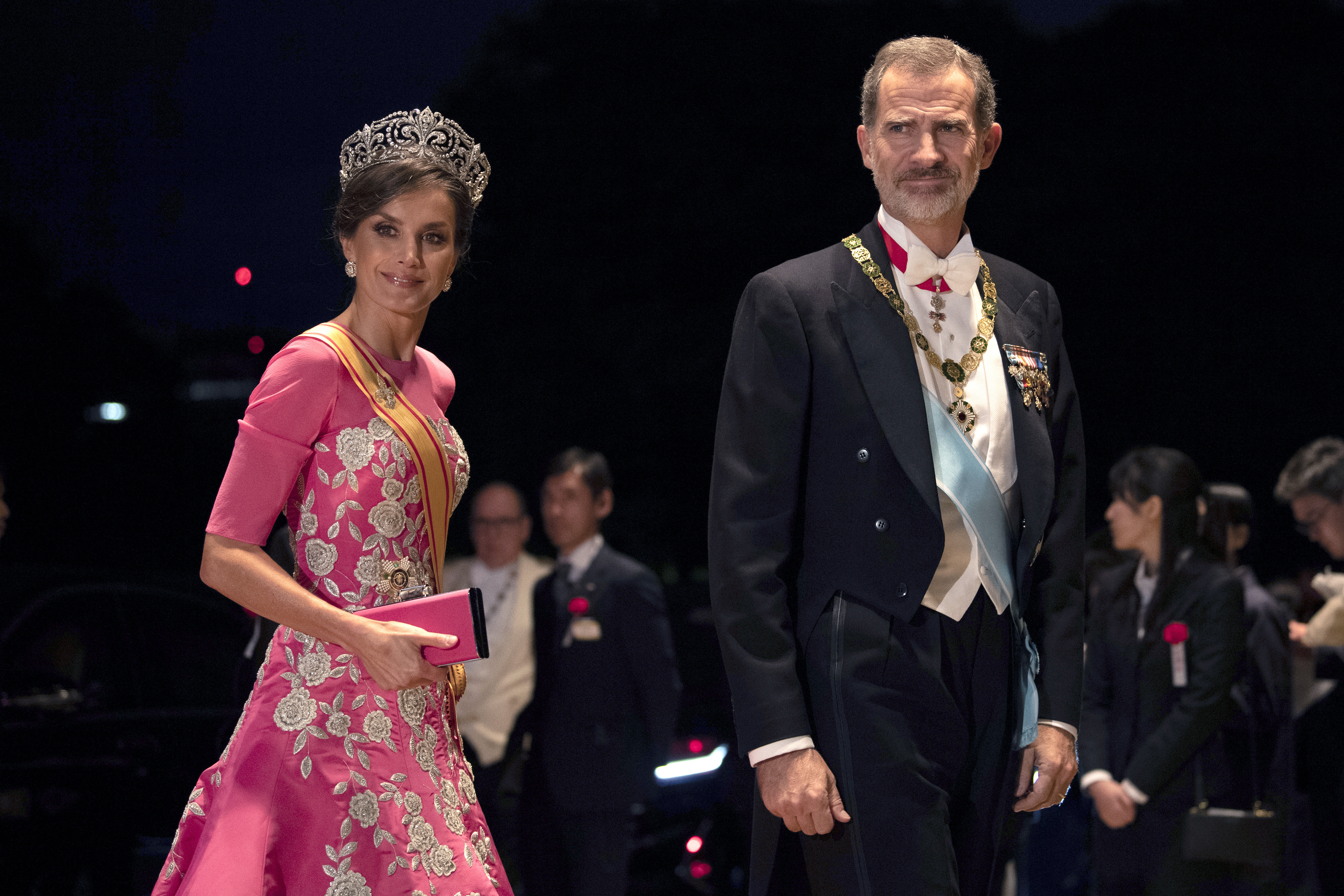 Los reyes Felipe y Letizia de España asistieron al evento. (AP)