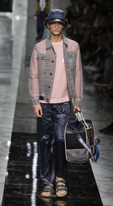 Colección primavera/verano 2018 de Fendi.
