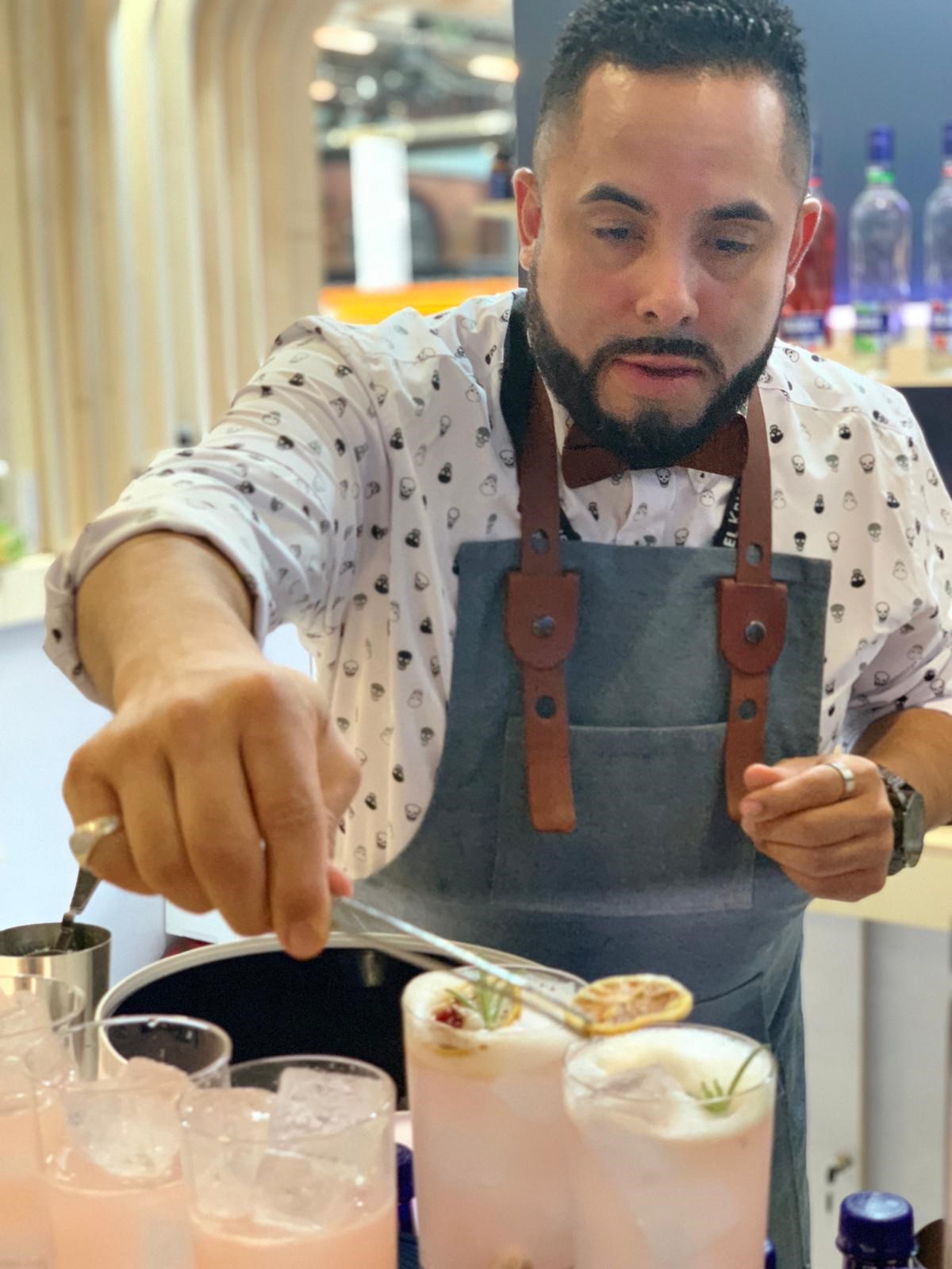 Ariel Rosario durante su presentación trajo el sabor del Caribe a la capital alemana.