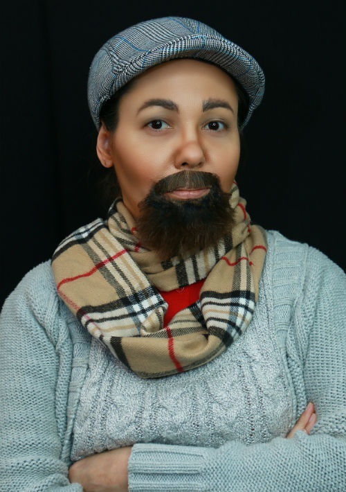 Ivelisse Nieves, diseñadora de joyas, encarnó a un intelectual aventurero. (Suministrada)