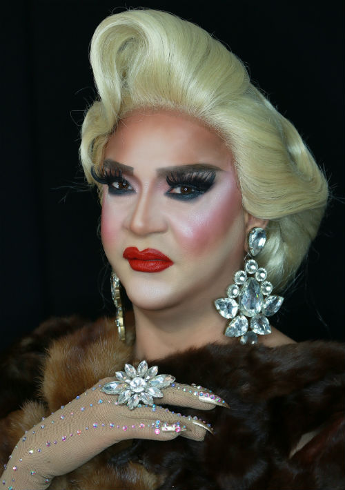 El diseñador Javier Arnaldo quiso recrear las características de una antigua diva de Hollywood. (Suministrada)