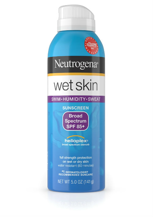 4. Filtro solar - El producto más importante para actividad al aire libre. La Academia Americana de Dermatología sugiere usar un filtro que tenga un factor de protección solar mayor de 30. Neutrogena Wet Skin Sunscreen Spray SPF 85+. (Suministrada)
