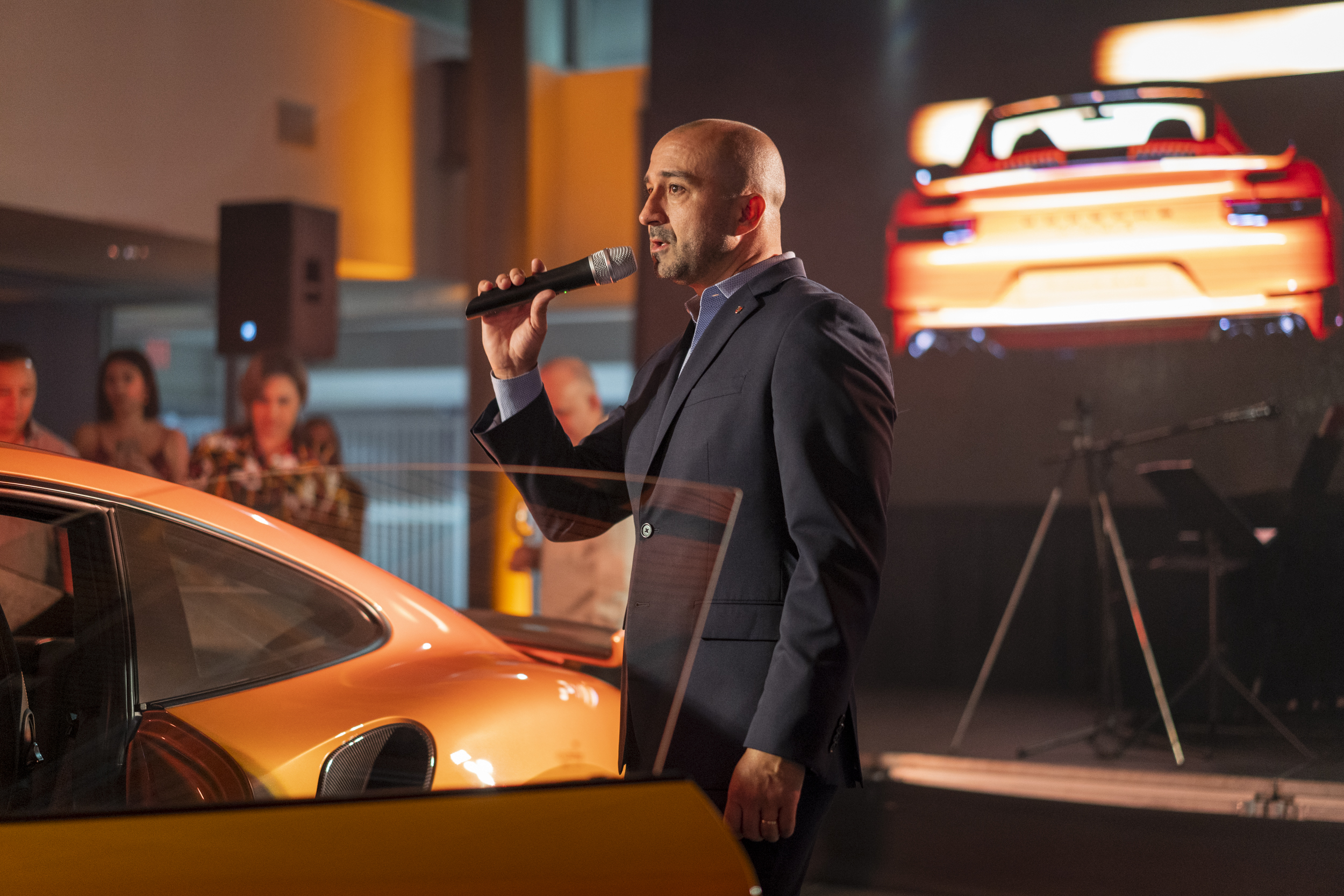 Orlando Pérez, Gerente de Ventas en Porsche Center Puerto Rico.