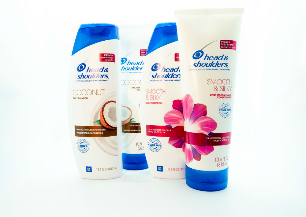 Adiós a la caspa - Las colecciones Head & Shoulders Coconut y Head & Shoulders son la nueva propuesta de la reconocida marca especializada en el control del problema de la caspa. Estos nuevos champús y acondicionadores también prometen un cabello más acondicionado y sin “frizz”.