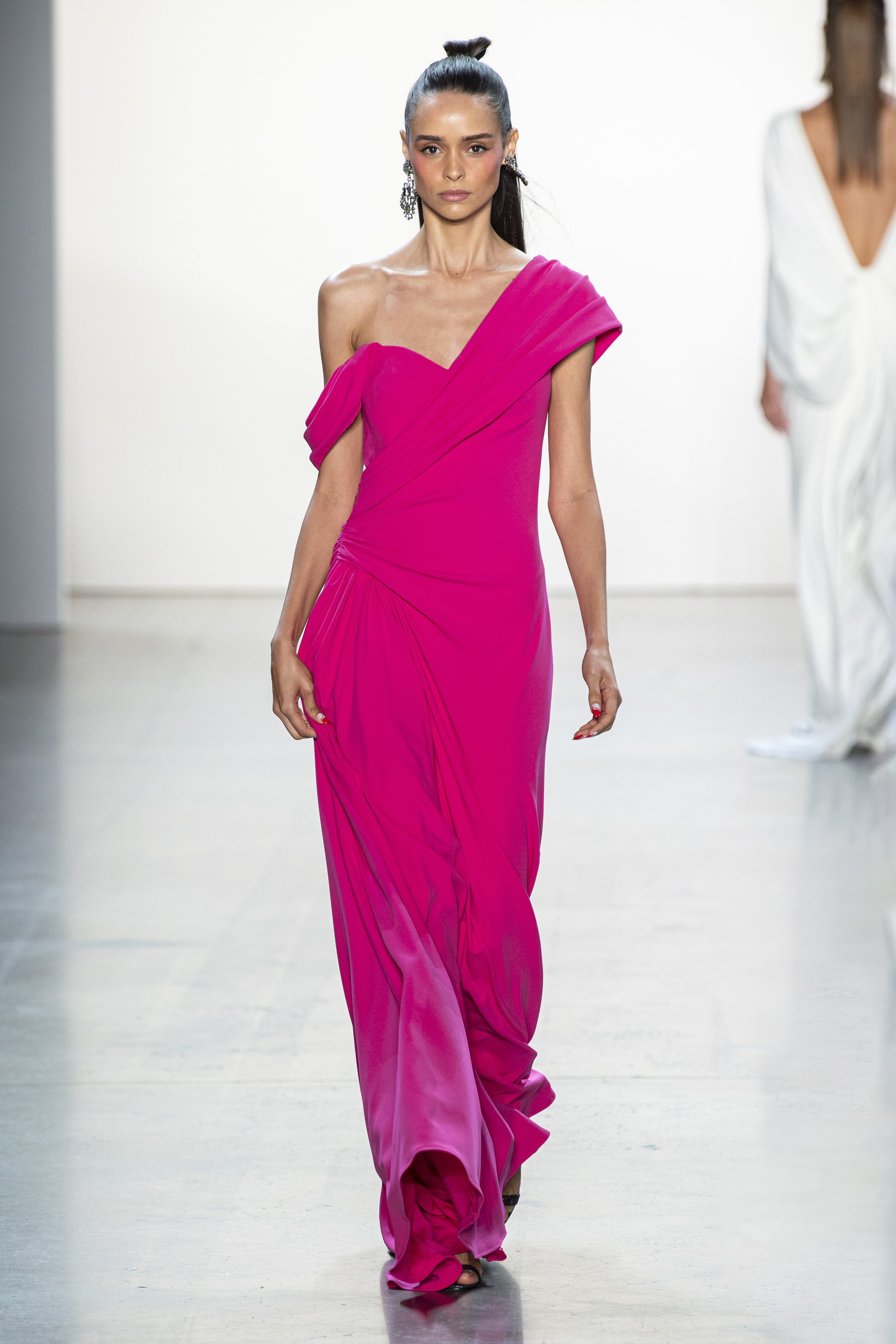 Tadashi Shoji (WGSN)