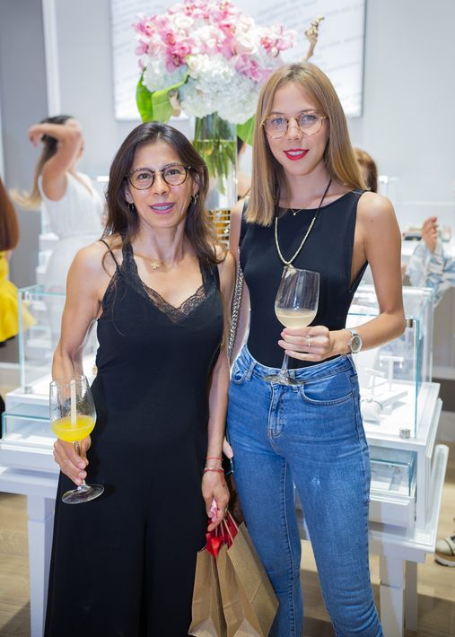 Lilian Delgado y Daniela Pulido, en la apertura de la tienda Tous en The Mall of San Juan.