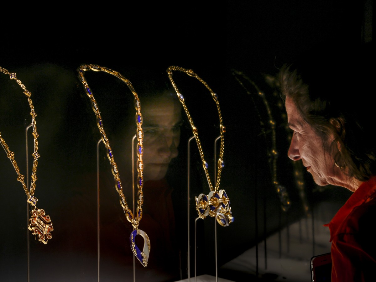 Exposición de Bulgari en Roma presenta joyas de la era “La Dolce Vita”