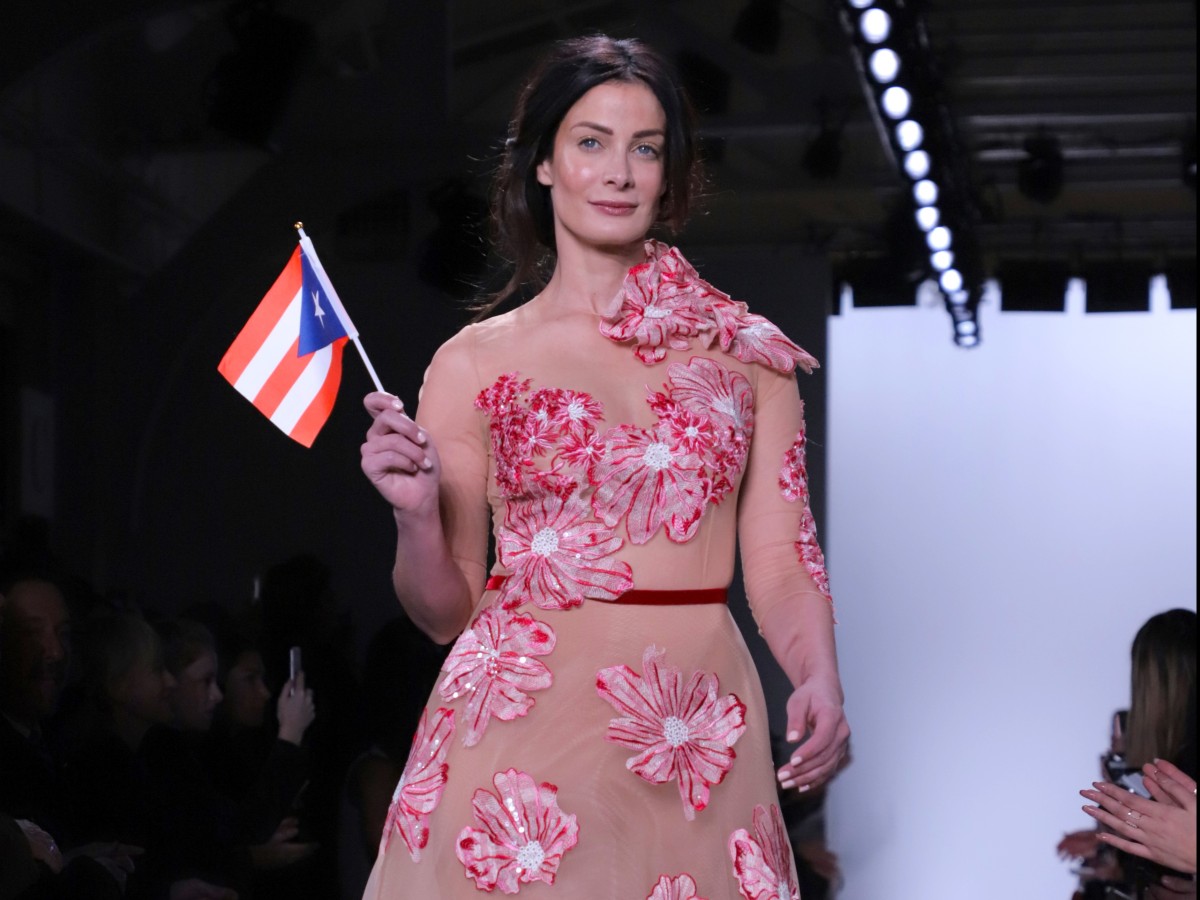 Subastarán vestido de Stella Nolasco para apoyar a los comerciantes del sur