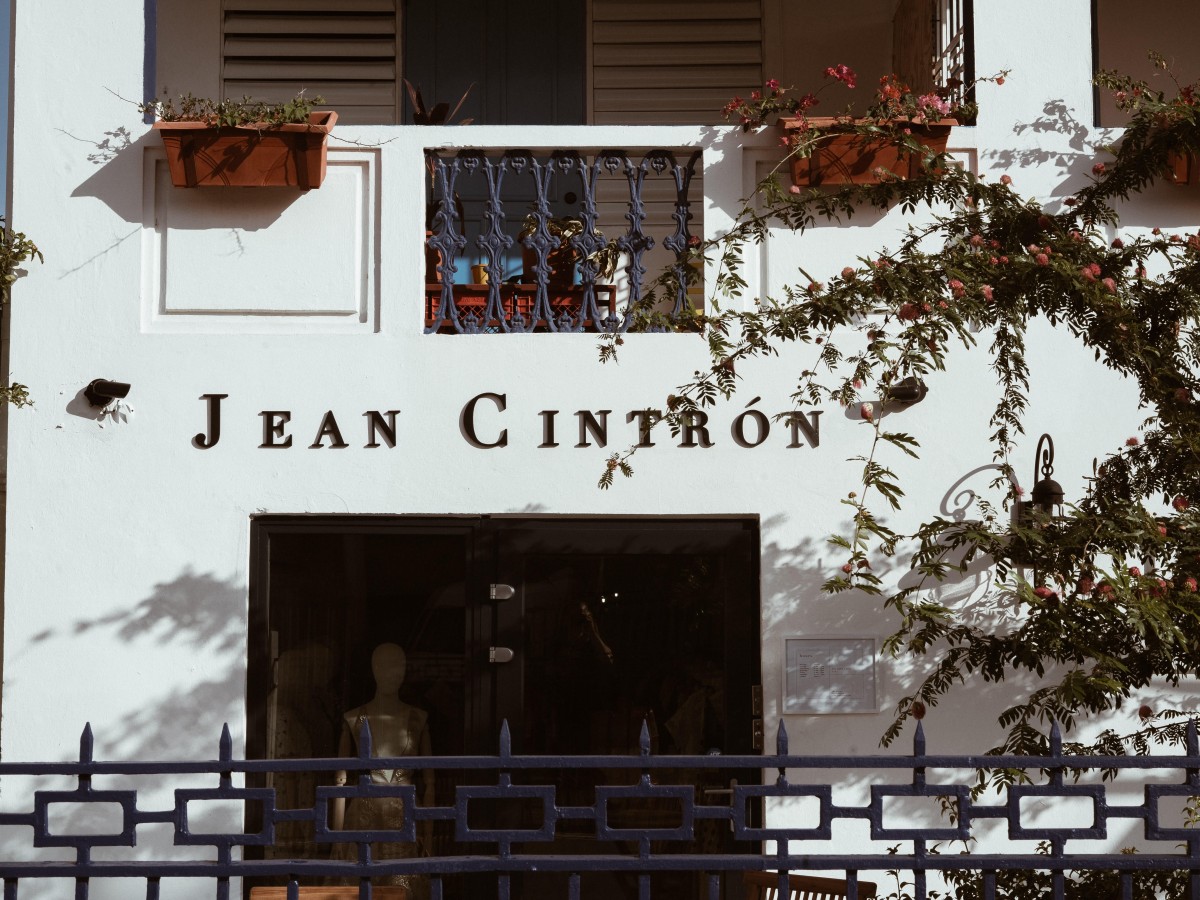 Jean Cintrón abre tienda en la calle Cerra