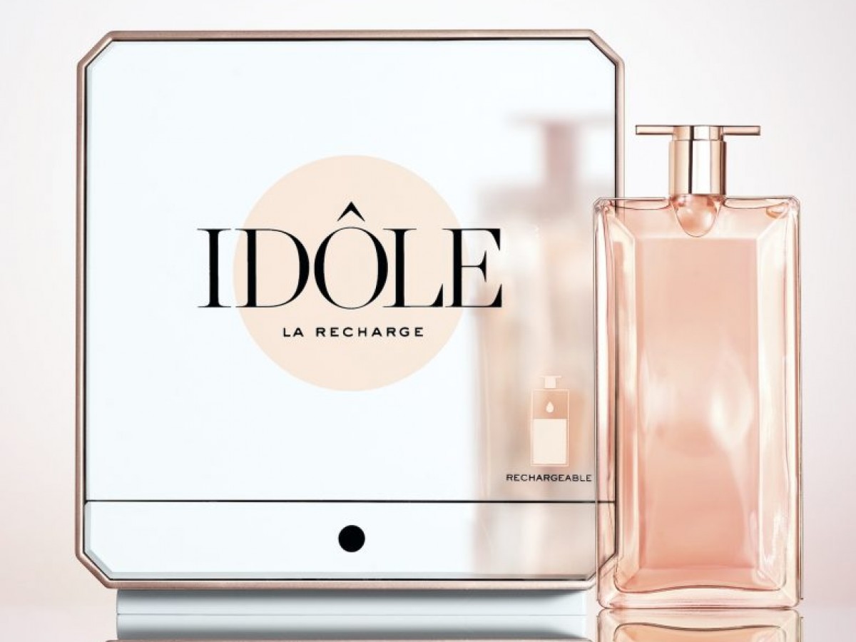 Rellena el frasco de tu fragancia Idôle en fuentes disponibles en los mostradores de Lancôme