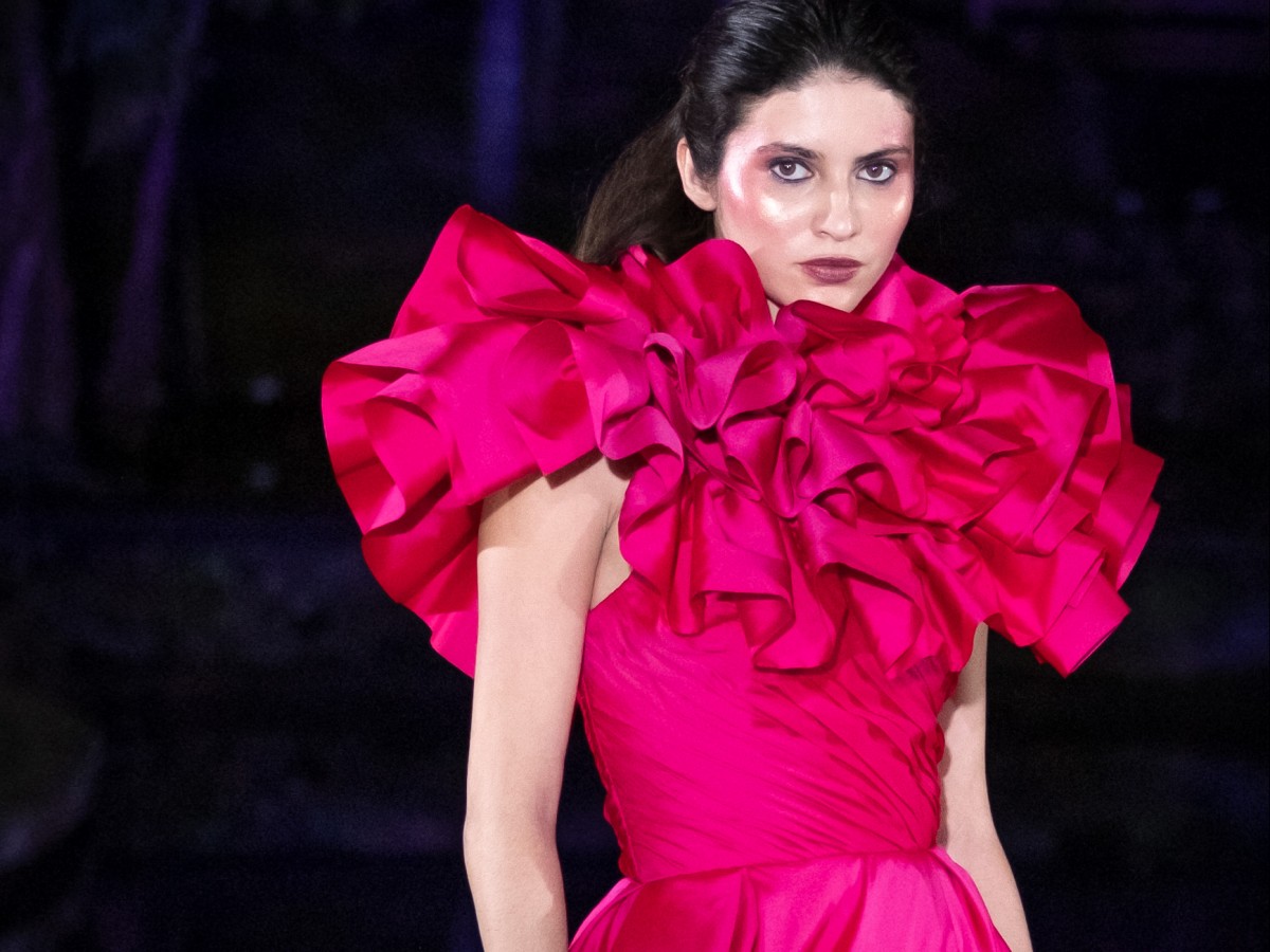 Marcos Carrazana muestra el lado glamouroso de la moda que se impondrá este año