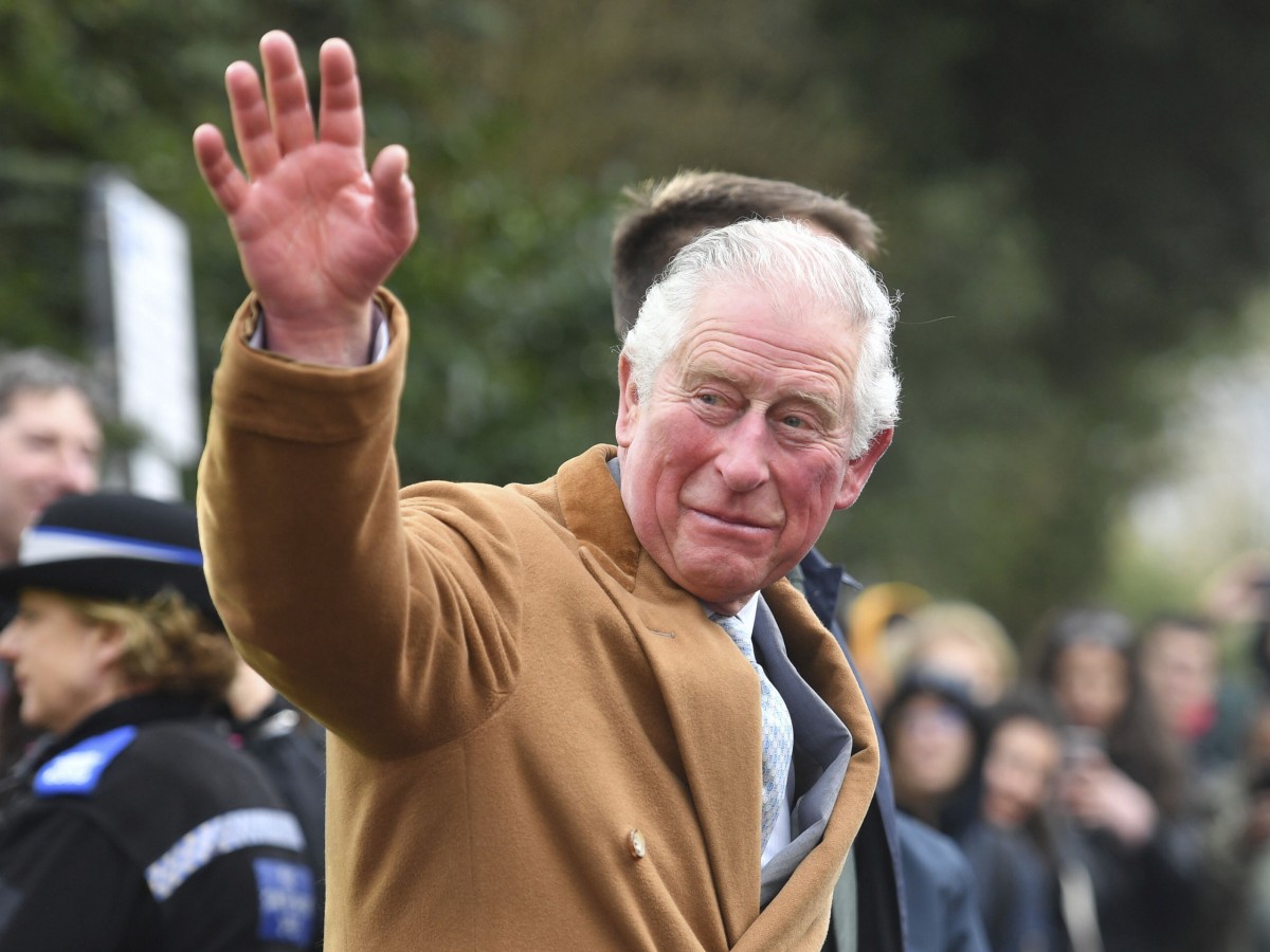 Escándalo: renuncia director de fundación de príncipe Charles