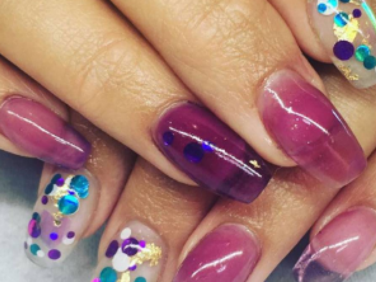 Uñas de gelatina: la nueva tendencia de belleza