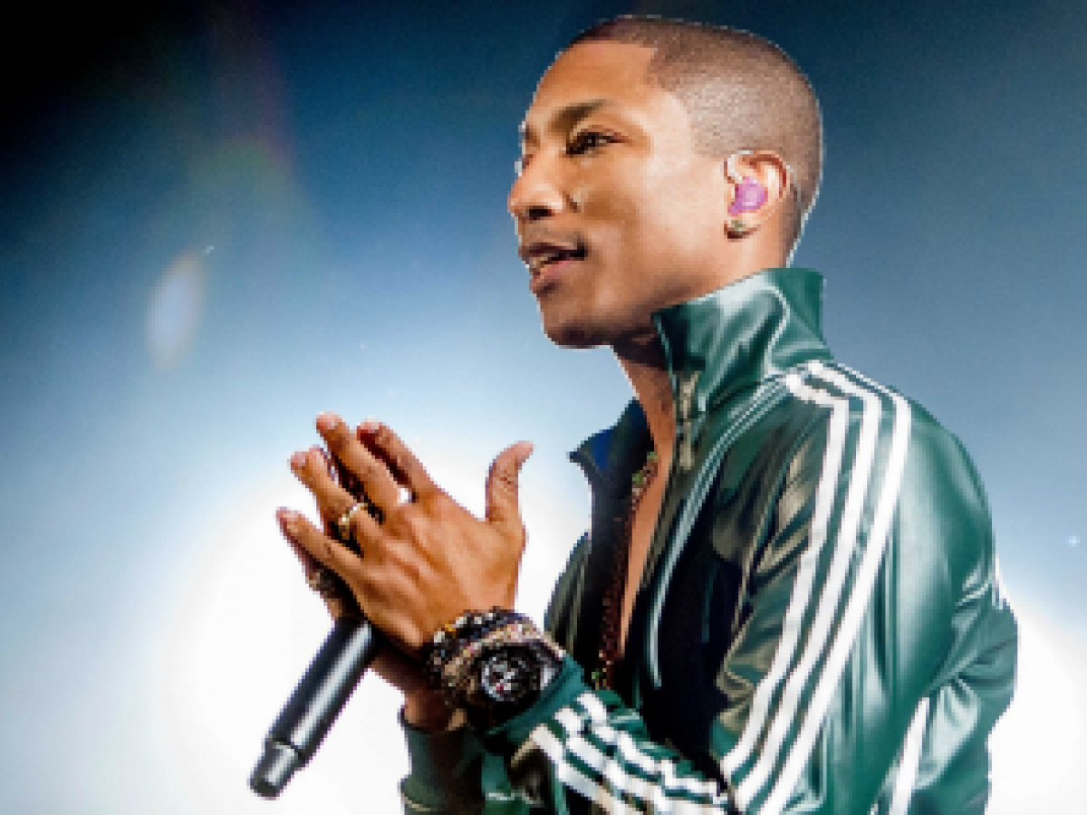 El rapero Pharrell Williams lanza una colección de ropa para Chanel