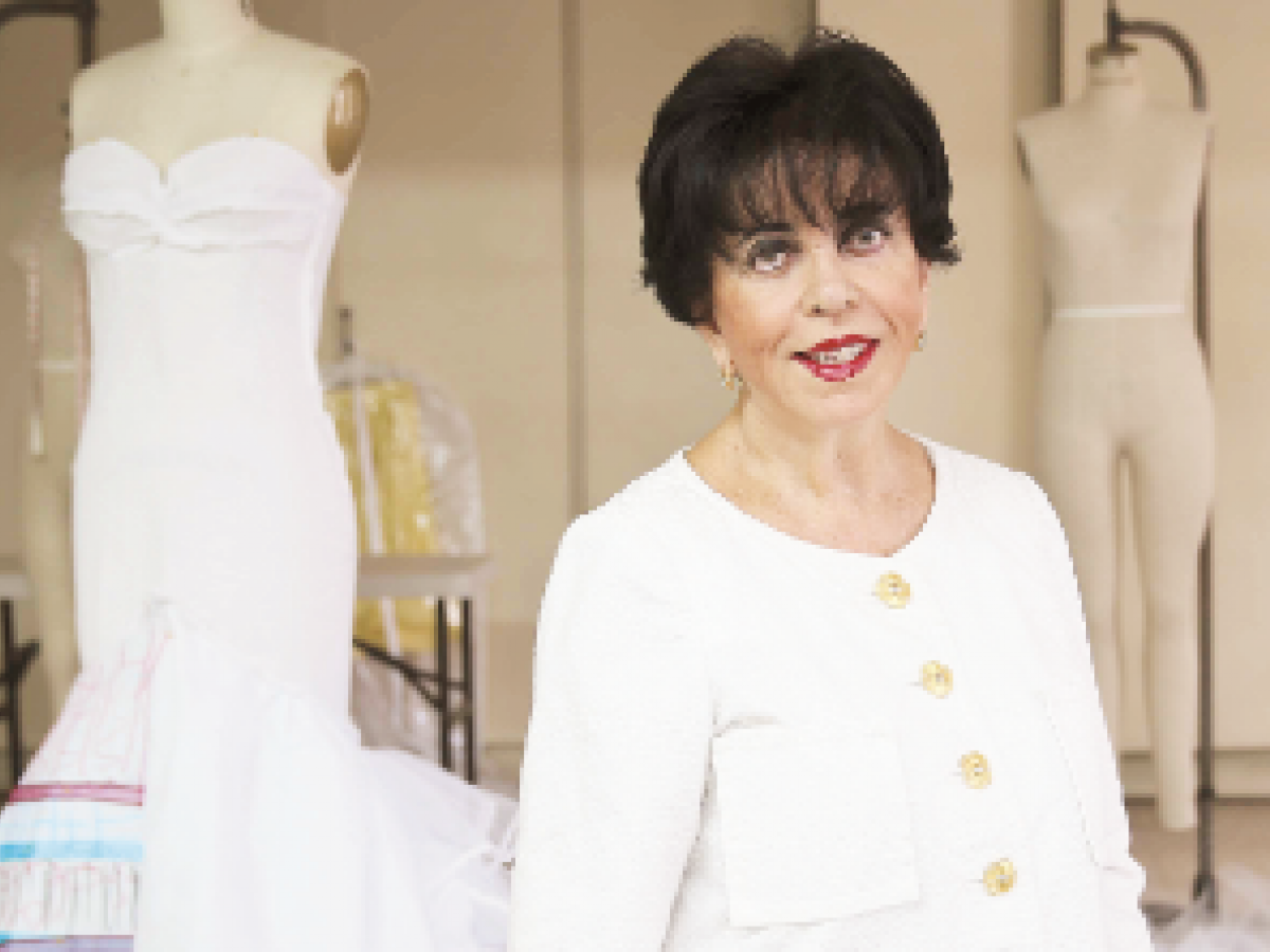 Proponen llamar una importante calle con el nombre de la diseñadora Carlota Alfaro