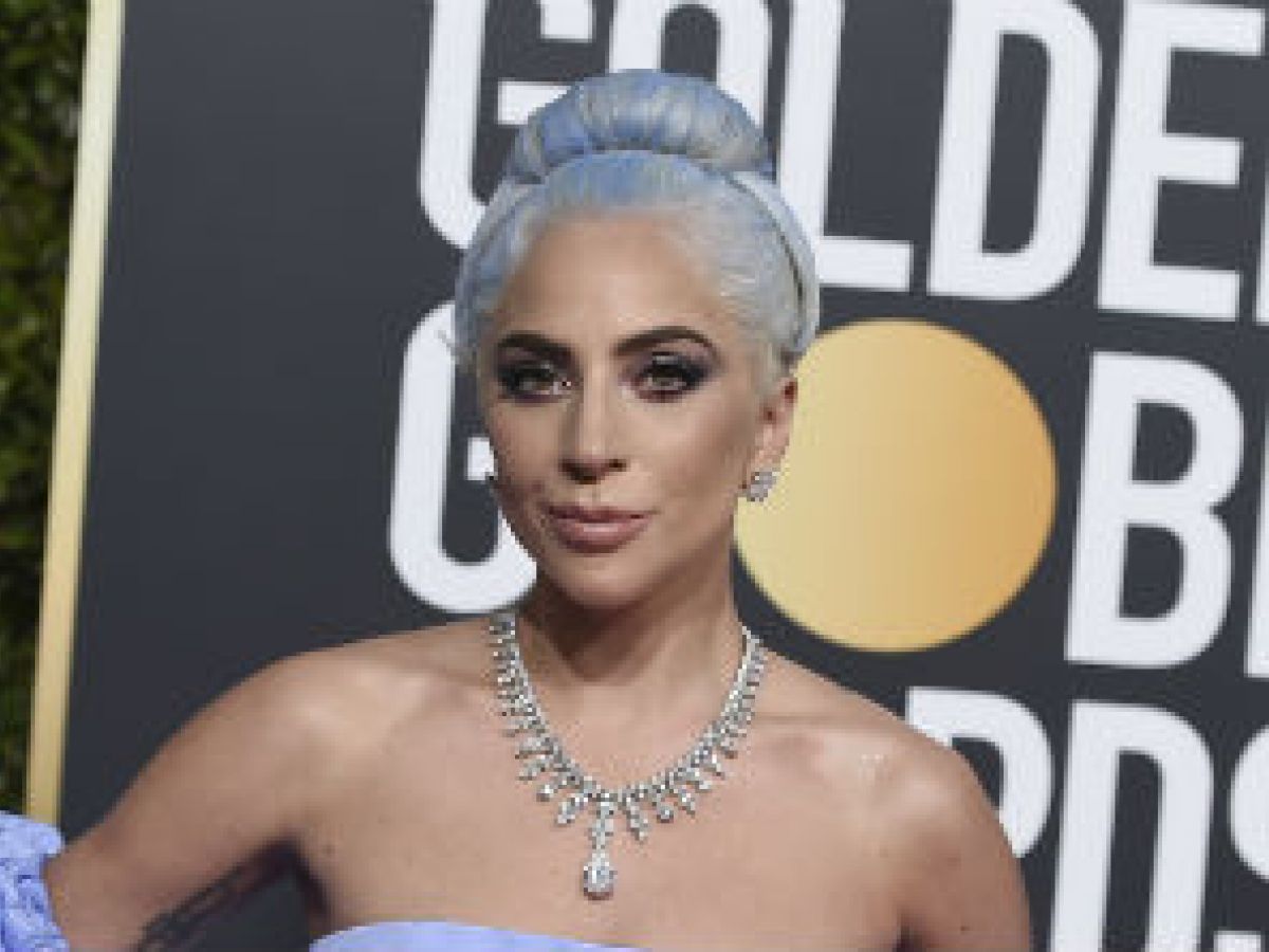Lady Gaga llevó más de $5 millones en prendas a los Golden Globes