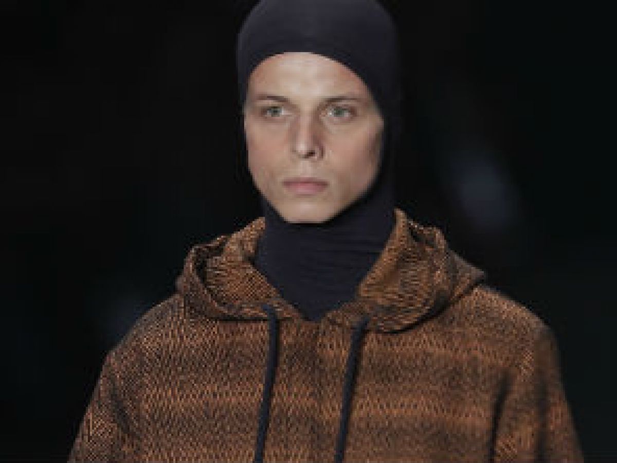 Muere un modelo brasileño en pleno desfile