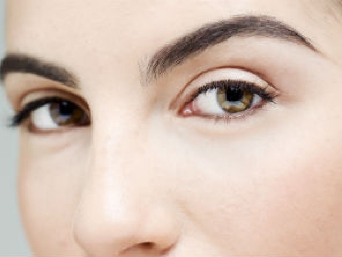 Lo que debes saber antes de pintarte las cejas