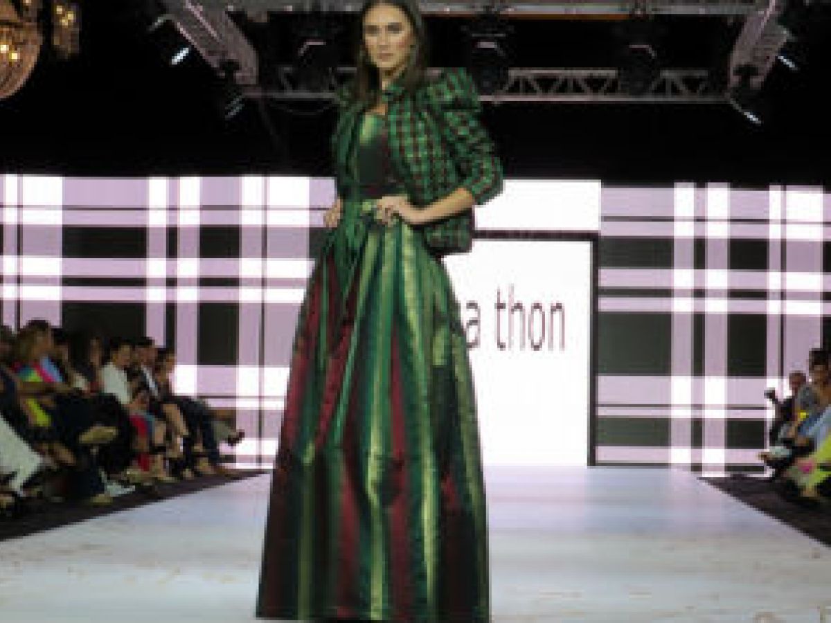 Sensualidad y diversión en el penúltimo día de San Juan Moda