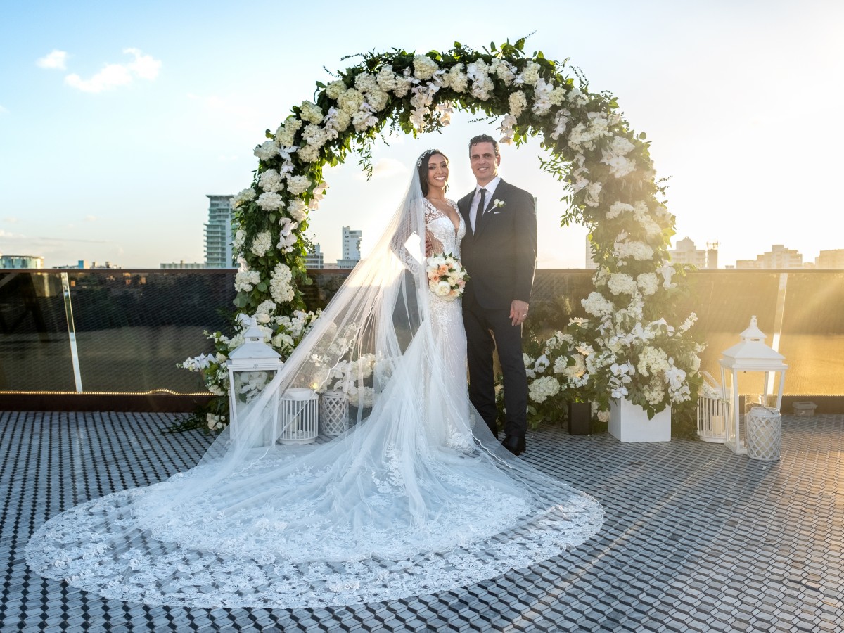 Nicole Chacón y Roberto González unen sus vidas