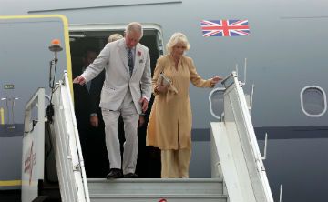 El príncipe Charles y Camila llegan al Caribe