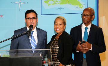 Premier de las Islas Vírgenes Británicas agradece ayuda luego del paso del huracán Irma